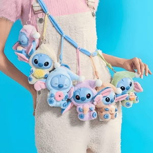 Caja misteriosa de edición limitada oficial de Disney® de Labubu Stitch